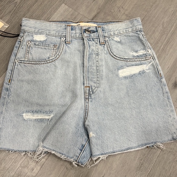 Two new Grlfrnd shorts the Helen the Jules - Picture 3 of 9